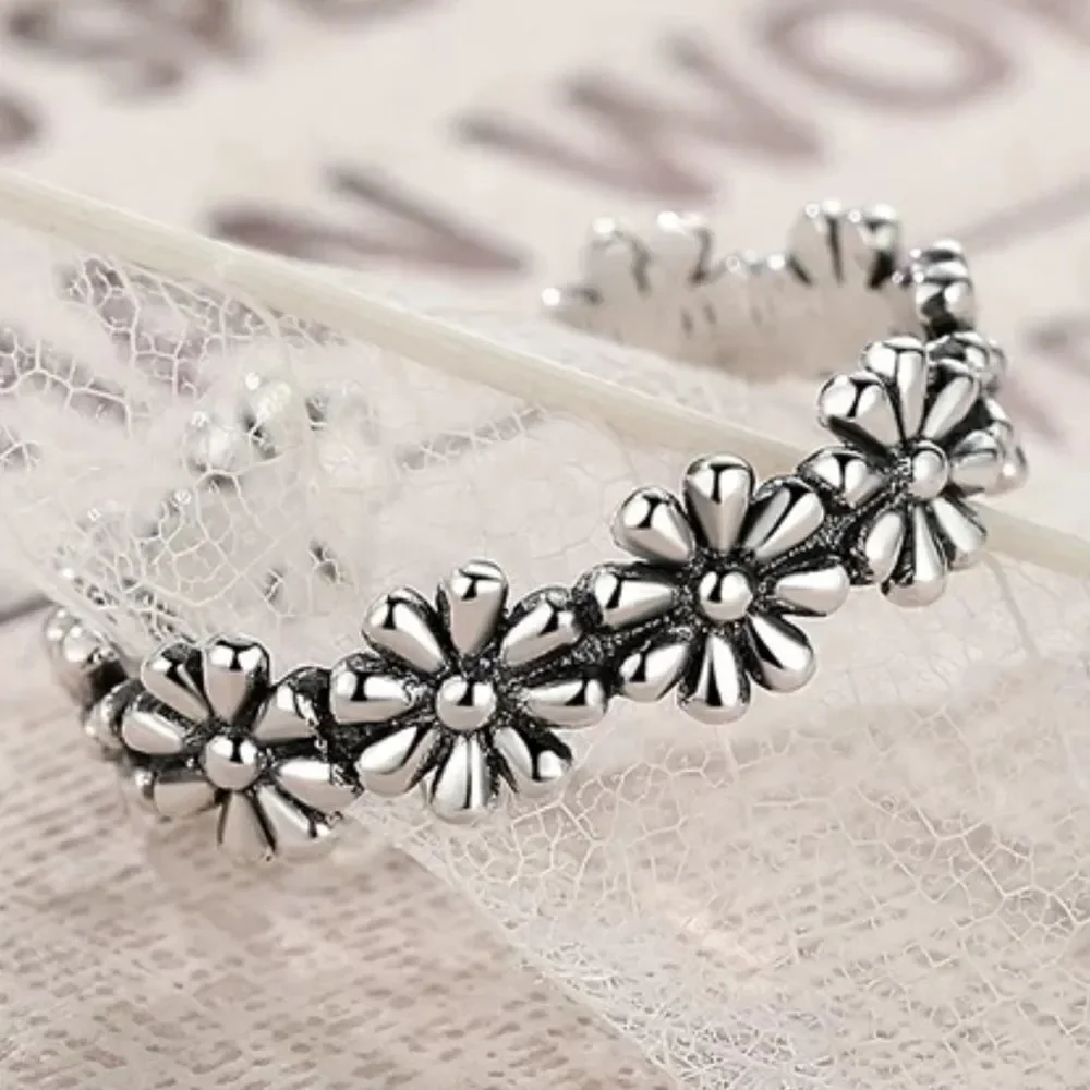 Sterling Silver Daisy Flower Adjustable Open Band Ring NWT